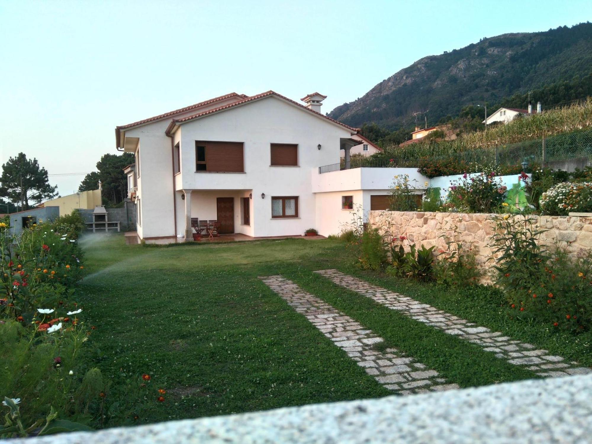 Rooms Peregrinos B Casa Alicia Rosal Exterior photo