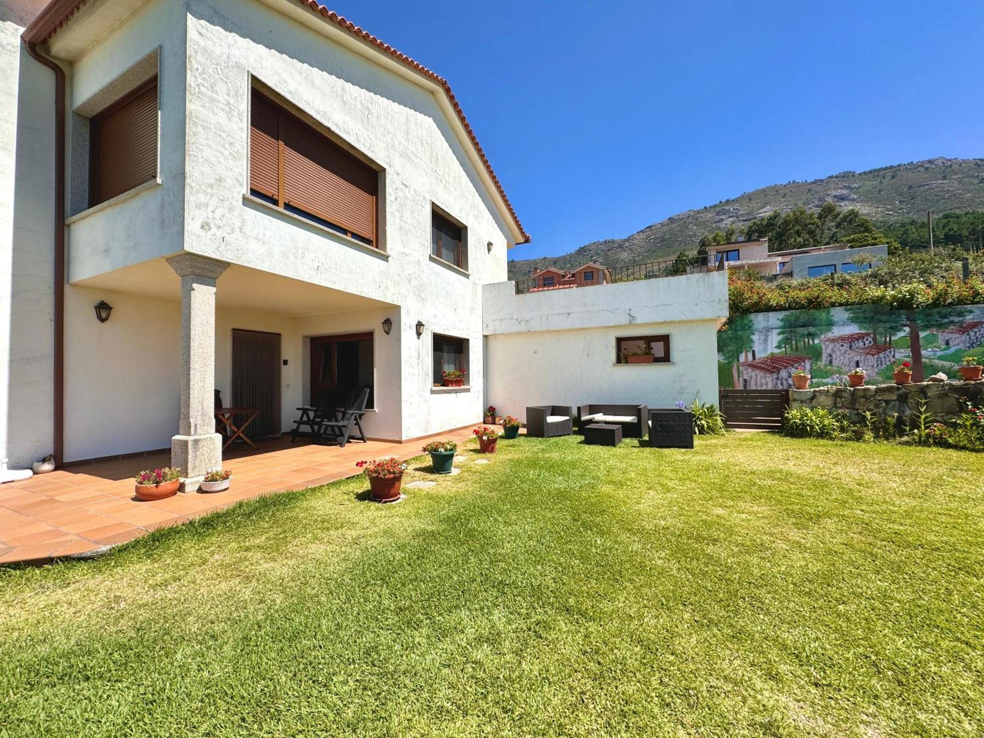Rooms Peregrinos B Casa Alicia Rosal Exterior photo